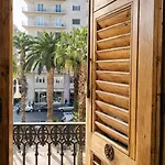 Vakantiehuis Landlord 71 - Private Balcony