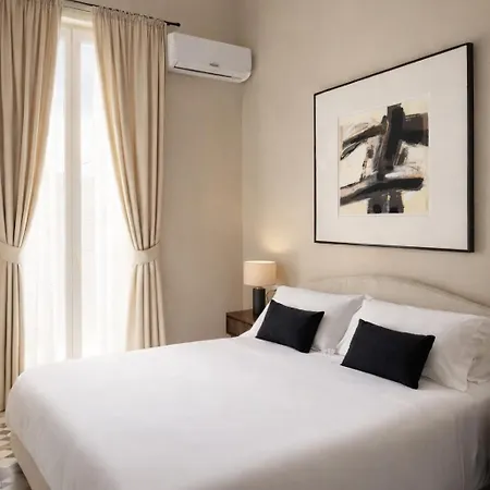 Landlord 71 - Private Balcony Vakantiehuis Bari